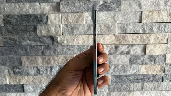 iPhone Air Review: Apple Changed the Game. Again